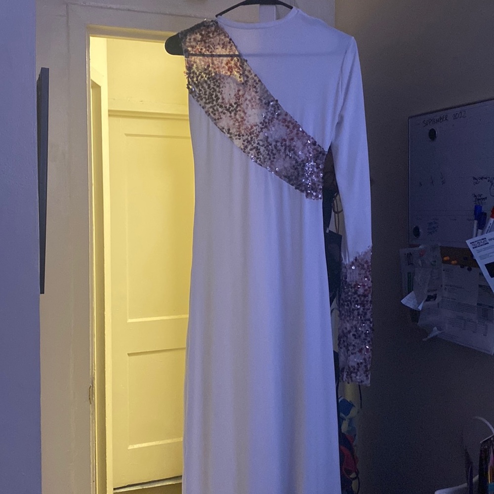 White long dress, one sleeve